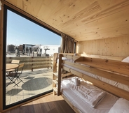 อื่นๆ 7 Basecamp Tiny House Eco-Resort