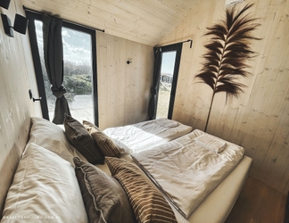 อื่นๆ 2 Basecamp Tiny House Eco-Resort