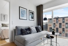 Others 4 Sanders Arena - Chic 3-bdr Apt Close to Metro