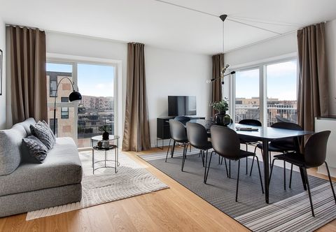 Others Sanders Arena - Chic 3-bdr Apt Close to Metro