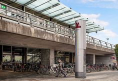 Others 3 Sanders Arena - Chic 3-bdr Apt Close to Metro
