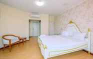 อื่นๆ 5 Spacious And Comfort 2Br With Maid Room At Permata Gandaria Apartment