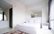 อื่นๆ 2 Strategic And Comfy Studio (No Kitchen) At Grand Darmo Suite Apartment