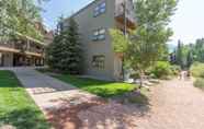 Others 6 Modern Comfort River/mtn Views + Hot Tub 1 Bedroom Condo by Redawning