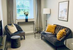 Lain-lain 5 Walk Anywhere From This Cosy Central Flat