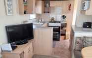 Lainnya 3 Beautiful 2-bed Caravan in Abergele Town