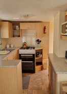 Primary image Beautiful 2-bed Caravan in Abergele Town