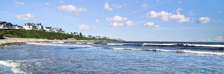 Others Ocean Front! Rustic Cottage Steps Away From Nubble Lighthouse And Long Sands Beach Ivy Cottage-y853 2 Bedroom Home by Redawning