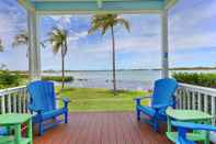 Lain-lain Waterfront Luxury Villa With Sunset Views And Boat Slip 3 Bedroom Townhouse by Redawning