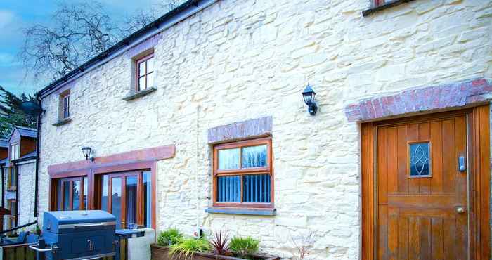 Lain-lain Fletcher Coach House - 3 Bedroom Cottage - Pendine