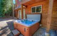 Others 3 Knotty Pine Retreat 3 Bedroom Home