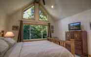 Others 6 Knotty Pine Retreat 3 Bedroom Home
