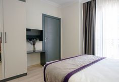 Others 7 Taksim 11 Suites