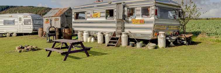 Lain-lain 2 x Double Bed Glamping Wagon at Dalby Forest