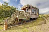 อื่นๆ 2x Double Bed - Glamping Wagon, Dalby Forest