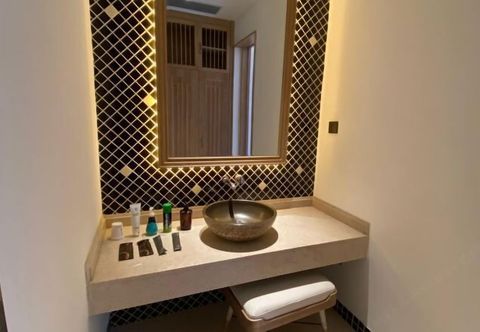 Others Qianshen Hotel