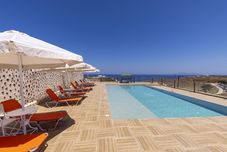 Others Villa Ostrich