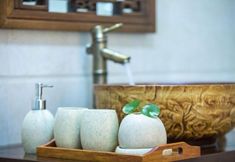 Others 2 Snail Inn (Tengchong)