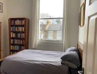 Others 2 Radiant 2 Bedroom Flat in New Cross - Converted Pub