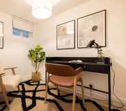Lainnya 4 The Brixton Place - Stunning 1bdr w/ Study Room