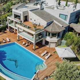 Primary image1Doors Urla Hotel & Bungalows，Manej Urla | Otel | Binicilik飯店