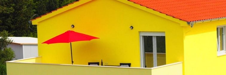 Lain-lain Apartment Gaby