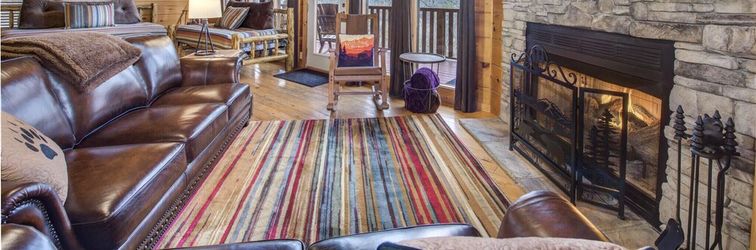 기타 Only Dreamin' Cabin w/ Private Hot Tub