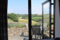 Lain-lain Beautiful 3 Bedroom Cottage in Vale of Glamorgan