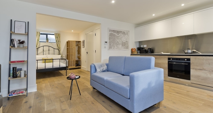 Lain-lain Luxury one Bedroom Greenwich Studio Apartment Near Canary Wharf by Underthedoormat