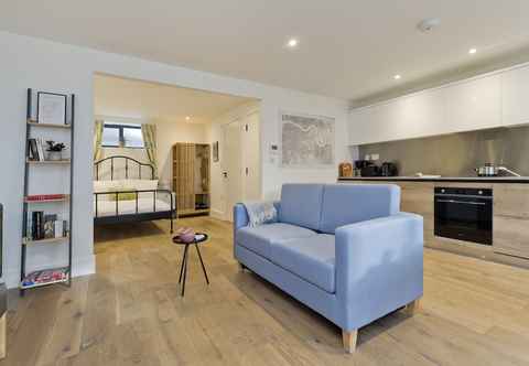 Others Luxury one Bedroom Greenwich Studio Apartment Near Canary Wharf by Underthedoormat