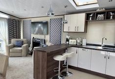 Others 5 Poole Harbour View Lodge at Rockley Park
