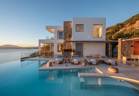 其他 Lady Sea 6 Bedroom Villa with Heated Pool & Private Beach Access