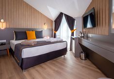 その他 3 Saint Star Kemer - Adult Only +16