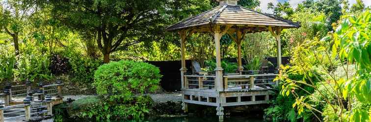 อื่นๆ Find Peace - Bird Tiny House in Japanese Garden