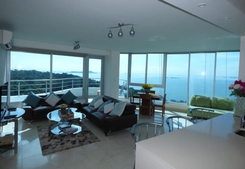 Others 18F Luxury Wraparound Oceanview Panama Canal