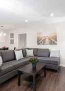 Bilik Newly Reno d 2 Bdrm Kitsilano - Centrally Located