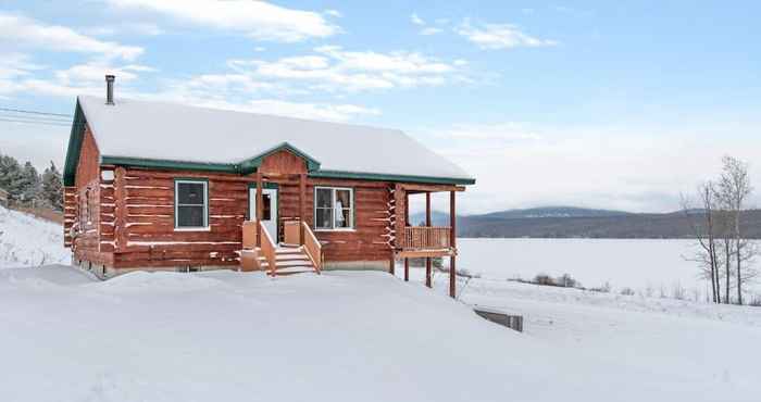 Lain-lain Gorgeous Lakefront Real Log Home