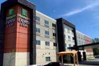 Others Holiday Inn Express and Suites Courtenay Comox, an IHG Hotel