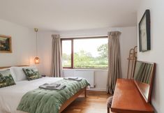 Lain-lain 2 Orchard End