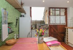 Others 6 The Coach House