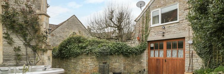 Others The Coach House