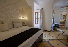 อื่นๆ 6 Riad SofYan