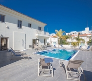 Others 2 Protaras Holiday Villa Dv1