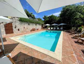 Others 2 Spoleto Splash Casa Vicolo, a Fabulous Country Cottage Sleeps 45wifiaircon