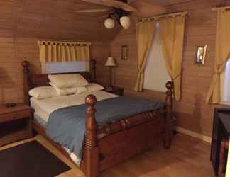 Others 2 4 Bedroom Cottage On Manitoulin Island - Next to Sandy Beach