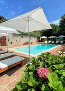 Imej utama Spoleto Splashcasa Piscinaslps 4wifidishwasher - Very Pretty Setting nr Pool