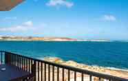 Others 4 Islet Seafront 1 Bedroom Apartment