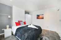 Others Impeccable 4-bed House in Brixton, London