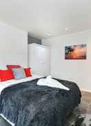 ภาพหลัก Impeccable 4-bed House in Brixton, London