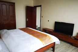 Xuangui Hotel, 762.557 VND